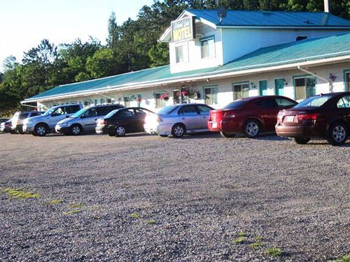 Richard Lake Motel Coniston Экстерьер фото